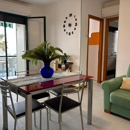 別荘 Orizzonte - Fronte Mare Con Piscina - Premium