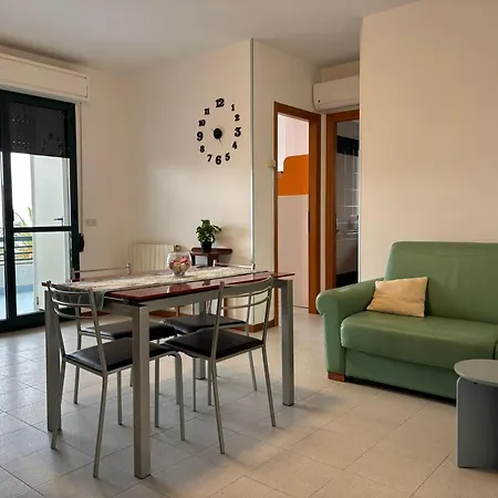 Orizzonte - Fronte Mare Con Piscina - Premium