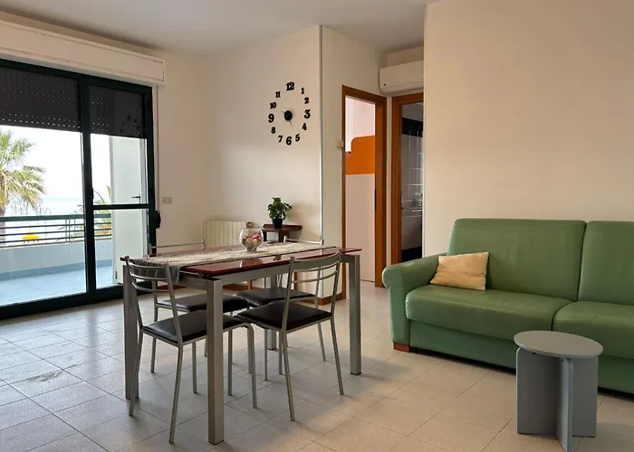 Orizzonte - Fronte Mare Con Piscina - Premium