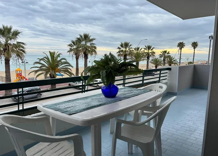 Orizzonte - Fronte Mare Con Piscina - Premium